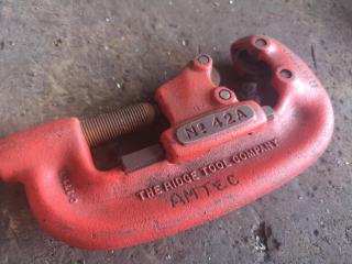 Ridgid 4-Wheel Pipe Cutter 42A