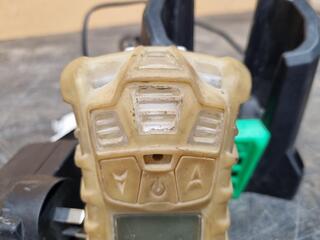 MSA AltAir 4X Multi Gas Detector w/ Charging Stand