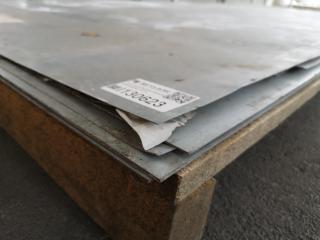 7x Assorted Sheets of Galvanised Steel