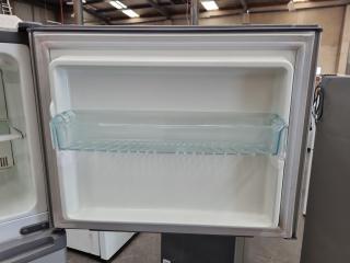 Westinghouse 330L Refrigerator Freezer