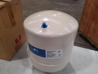 Global Water Solutions PWB-18LX 18 Liter Pressure Tank
