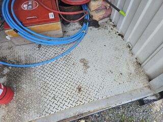 10' Shipping Container 