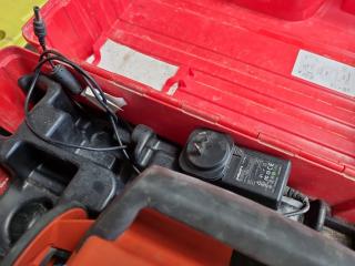 Hilti Rotating Laser PRE3 w/ Reciever PRA31