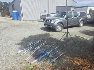 5 x Portable Road Sign Stands