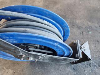 Retracting Air Hose Reel Assembly