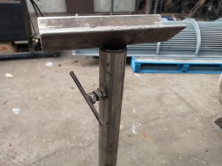 2x Industrial Material Support Stands
