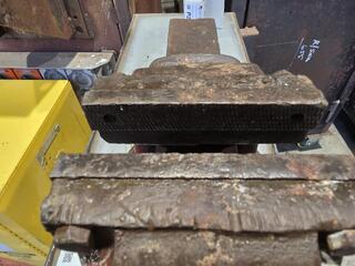 Dawn Metal Vice