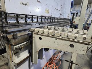 Yawei 6 Metre 300 Ton CNC Press Brake