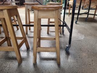 Bar Leaner and Stools