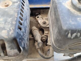 Portable Petrol Water Pump, Missing engine components!