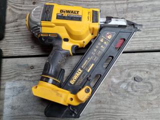 DeWalt XR 18V Cordless Rapid Cycle Franing Nailer