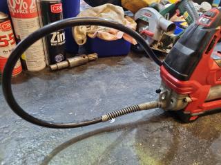 Milwaukee 18V Grease Gun w/ Battery