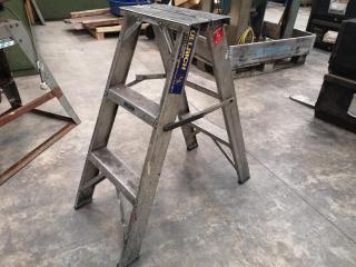 Ullrich 850mm Double Sided Aluminium Step Ladder