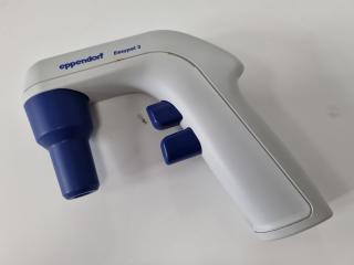 Eppendorf Easypet 3 Electronic Pipette Controller