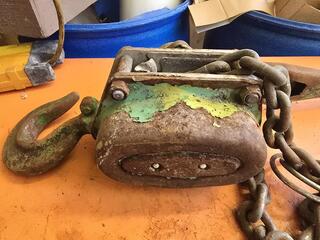 Chain Hoist 