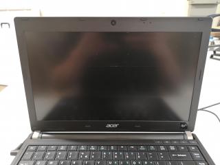 Acer TravelMate P633-V Laptop Computer w/ Intel Core i7