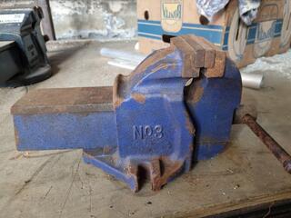 Record / Irwin No.3 Benchtop Vice