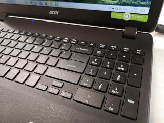 .Acer Aspire ES15 Laptop Computer w/ Windows 10