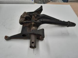 MD500 Control Pedal Arm and Bracket Assembly