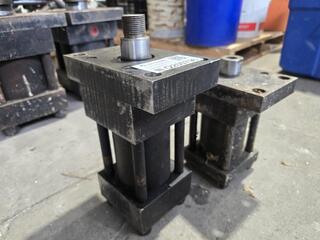 2 x Hydraulic Cylinders 