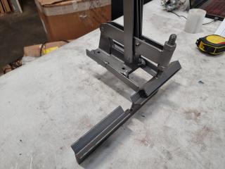 Industrial/Workshop Angle Iron Clamp