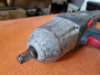 Bosch 18V Professional 1/2" Drive Impact Wrench