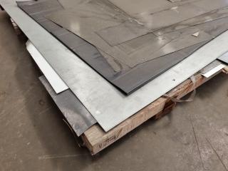 2x Pallets of Assorted Zincalume Steel Off-cut Sheets