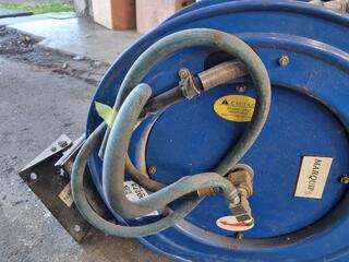 Retracting Air Hose Reel Assembly