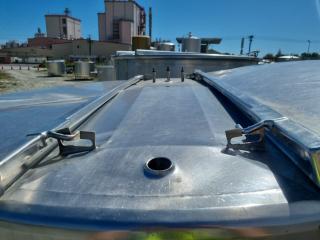 4500 Litre Stainless Tank