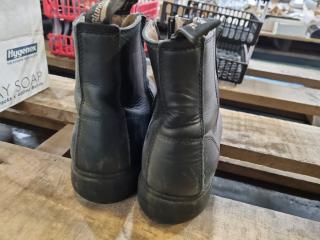 3x Pairs Blundstone Gum Boots & Leather Shoes 