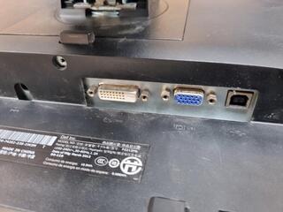 3x Dell 21.5" LED Moniors