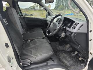 2005 Toyota Hiace Regius Ace van