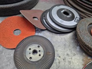Assorted Sizes / Types of Grinding, Cut-off & Sanding Disks